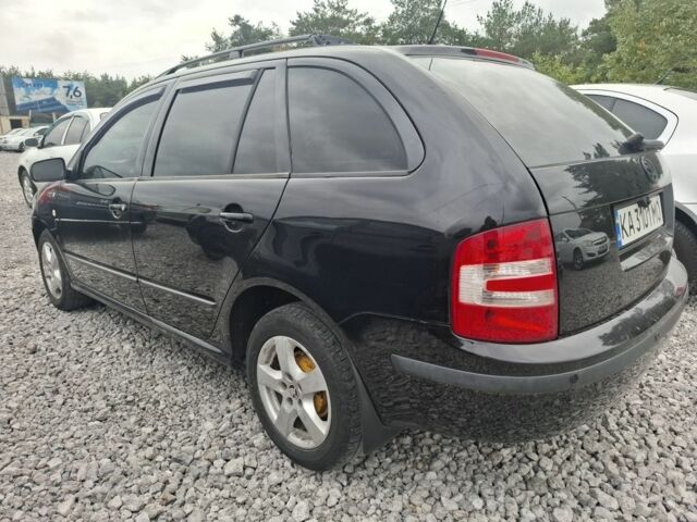 Черный Шкода Фабия, объемом двигателя 1.4 л и пробегом 229 тыс. км за 4350 $, фото 1 на Automoto.ua