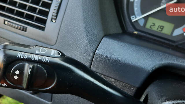 Черный Шкода Фабия, объемом двигателя 1.39 л и пробегом 168 тыс. км за 4600 $, фото 30 на Automoto.ua