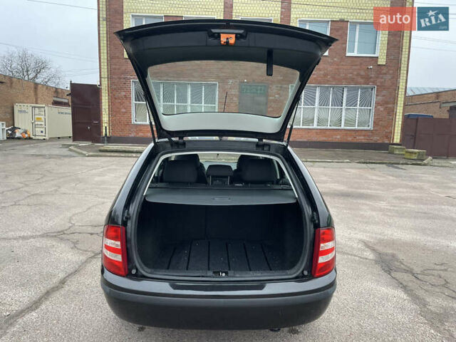 Черный Шкода Фабия, объемом двигателя 1.2 л и пробегом 245 тыс. км за 3450 $, фото 29 на Automoto.ua