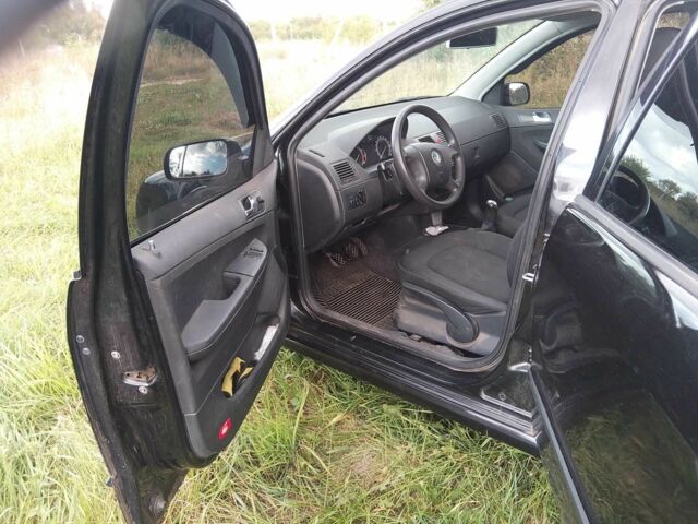 Чорний Шкода Фабія, об'ємом двигуна 1.4 л та пробігом 276 тис. км за 3800 $, фото 4 на Automoto.ua