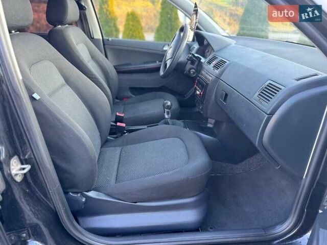 Чорний Шкода Фабія, об'ємом двигуна 1.39 л та пробігом 205 тис. км за 4450 $, фото 22 на Automoto.ua