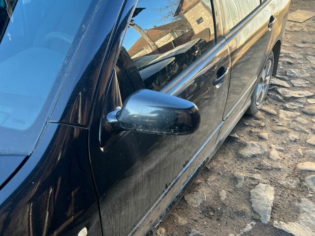 Черный Шкода Фабия, объемом двигателя 1.4 л и пробегом 470 тыс. км за 3500 $, фото 1 на Automoto.ua