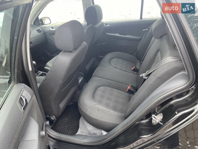 Чорний Шкода Фабія, об'ємом двигуна 1.39 л та пробігом 249 тис. км за 4550 $, фото 12 на Automoto.ua