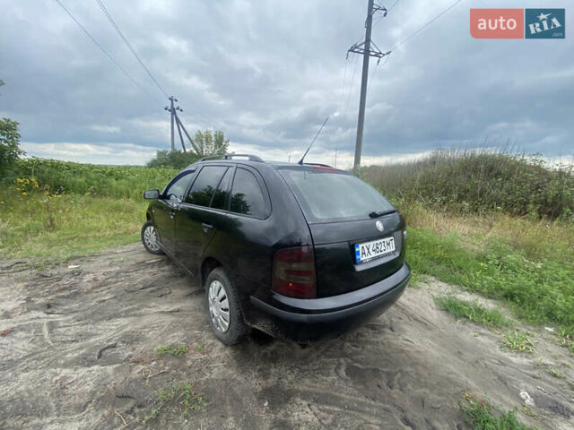 Чорний Шкода Фабія, об'ємом двигуна 1.39 л та пробігом 108 тис. км за 5500 $, фото 4 на Automoto.ua