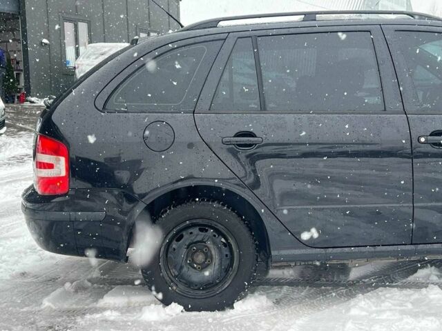Чорний Шкода Фабія, об'ємом двигуна 1.4 л та пробігом 276 тис. км за 5440 $, фото 8 на Automoto.ua