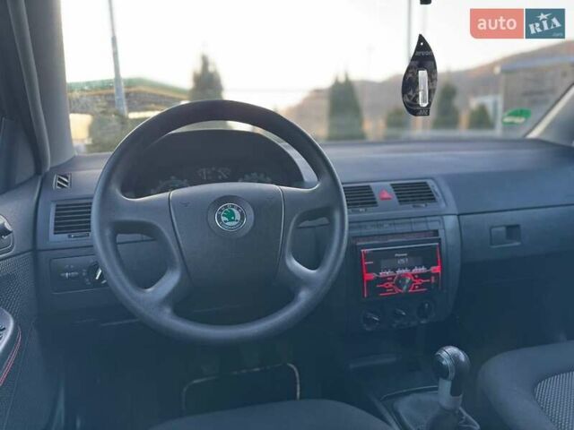 Чорний Шкода Фабія, об'ємом двигуна 1.39 л та пробігом 205 тис. км за 4450 $, фото 23 на Automoto.ua