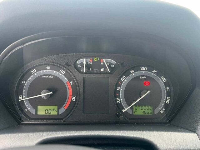 Чорний Шкода Фабія, об'ємом двигуна 1.4 л та пробігом 276 тис. км за 5440 $, фото 21 на Automoto.ua