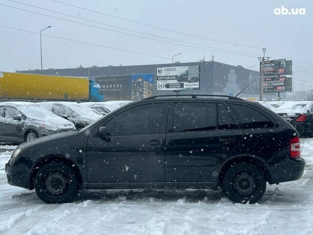 Черный Шкода Фабия, объемом двигателя 1.4 л и пробегом 276 тыс. км за 5440 $, фото 3 на Automoto.ua