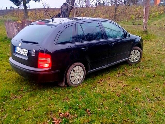 Чорний Шкода Фабія, об'ємом двигуна 1.4 л та пробігом 220 тис. км за 4444 $, фото 3 на Automoto.ua