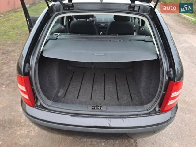 Черный Шкода Фабия, объемом двигателя 1.39 л и пробегом 151 тыс. км за 4500 $, фото 4 на Automoto.ua