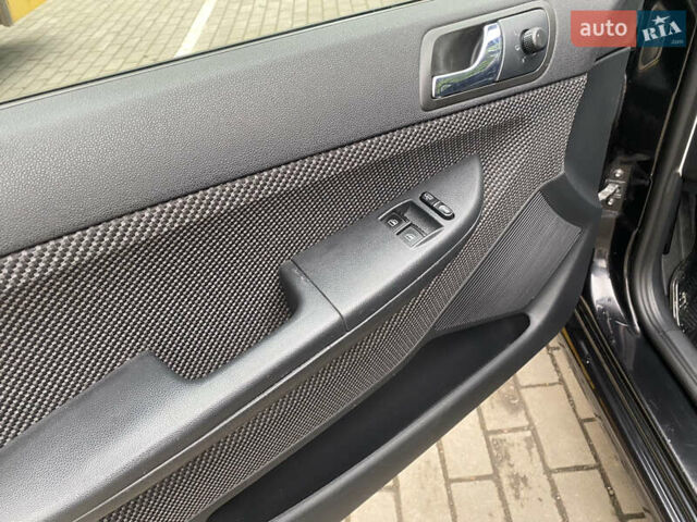 Черный Шкода Фабия, объемом двигателя 1.4 л и пробегом 246 тыс. км за 4399 $, фото 15 на Automoto.ua