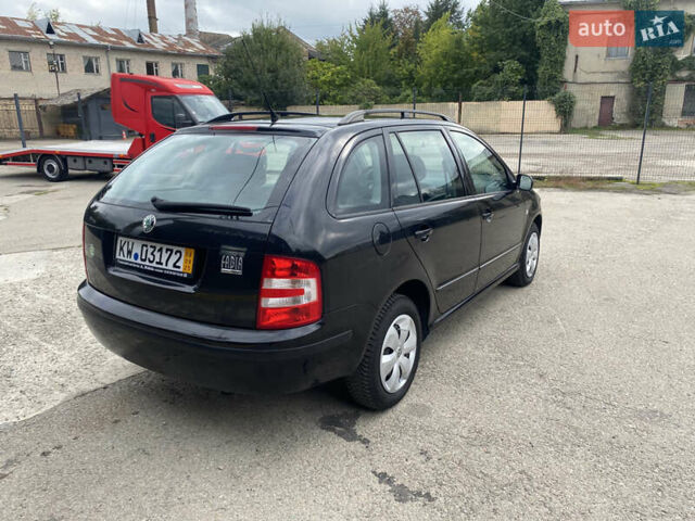 Чорний Шкода Фабія, об'ємом двигуна 1.4 л та пробігом 217 тис. км за 3950 $, фото 2 на Automoto.ua