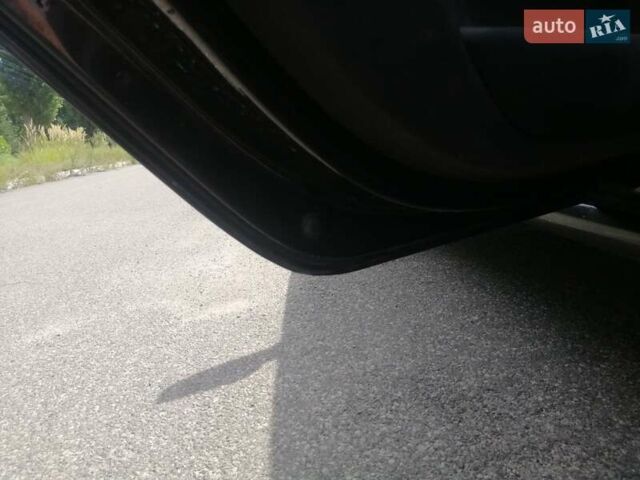 Черный Шкода Фабия, объемом двигателя 1.4 л и пробегом 235 тыс. км за 4700 $, фото 45 на Automoto.ua