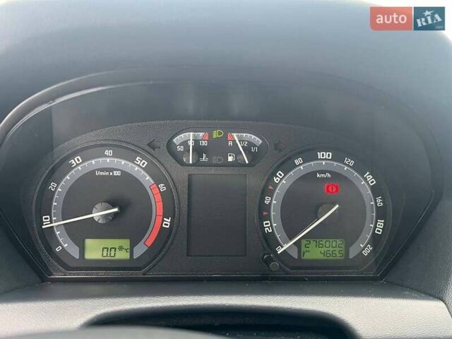 Черный Шкода Фабия, объемом двигателя 1.4 л и пробегом 276 тыс. км за 5440 $, фото 21 на Automoto.ua