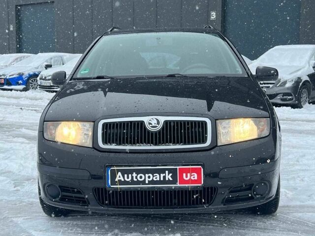 Чорний Шкода Фабія, об'ємом двигуна 1.4 л та пробігом 276 тис. км за 5440 $, фото 1 на Automoto.ua