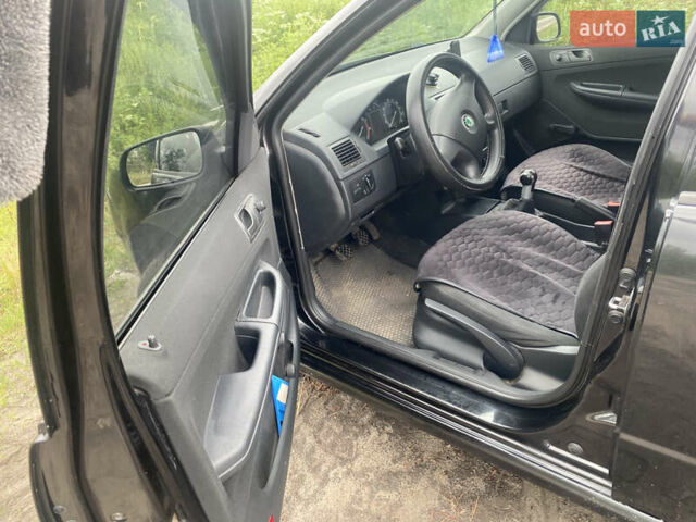 Чорний Шкода Фабія, об'ємом двигуна 1.39 л та пробігом 108 тис. км за 5500 $, фото 7 на Automoto.ua