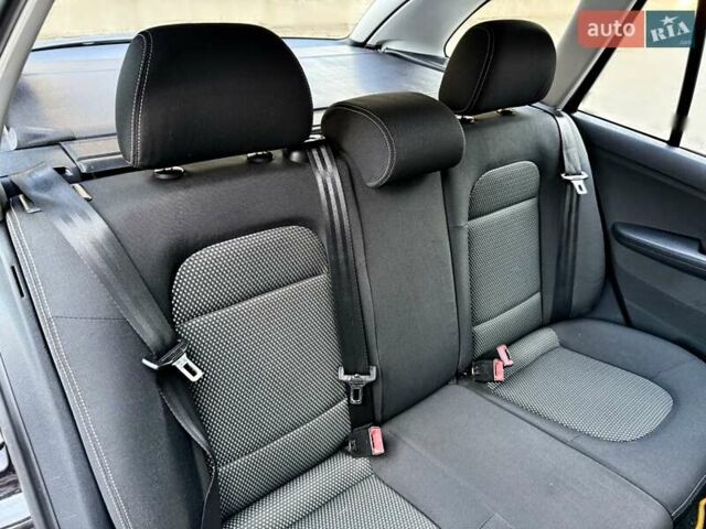 Черный Шкода Фабия, объемом двигателя 1.4 л и пробегом 170 тыс. км за 5050 $, фото 30 на Automoto.ua
