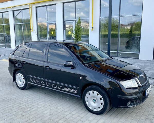 Черный Шкода Фабия, объемом двигателя 1.4 л и пробегом 252 тыс. км за 3850 $, фото 16 на Automoto.ua