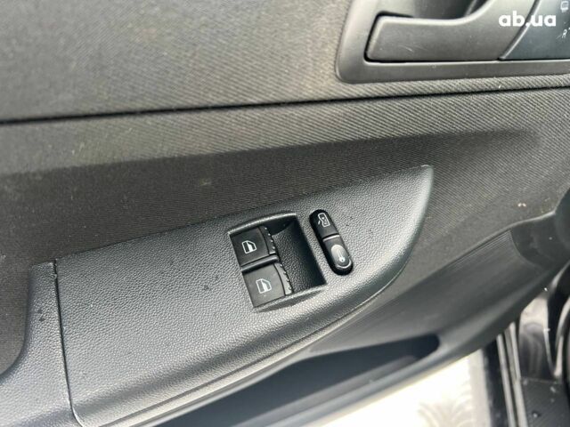 Черный Шкода Фабия, объемом двигателя 1.4 л и пробегом 276 тыс. км за 5440 $, фото 15 на Automoto.ua