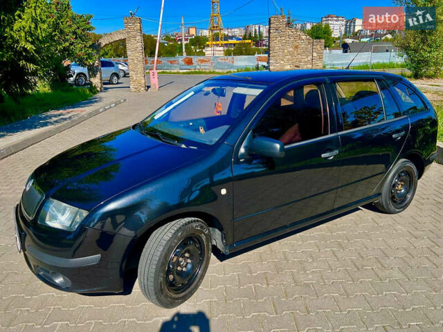 Черный Шкода Фабия, объемом двигателя 1.2 л и пробегом 262 тыс. км за 3800 $, фото 33 на Automoto.ua