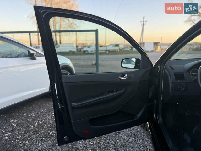 Черный Шкода Фабия, объемом двигателя 1.4 л и пробегом 200 тыс. км за 4999 $, фото 11 на Automoto.ua
