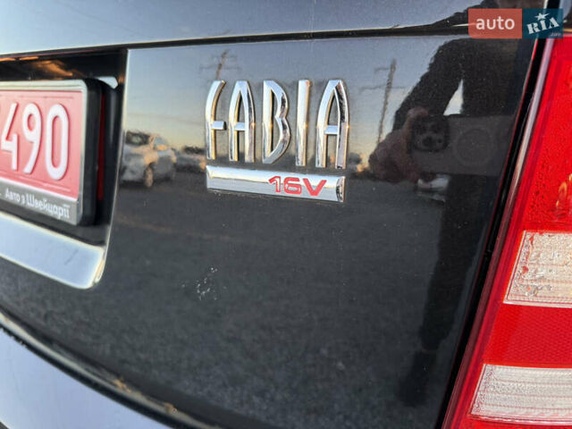 Черный Шкода Фабия, объемом двигателя 1.4 л и пробегом 200 тыс. км за 4999 $, фото 39 на Automoto.ua