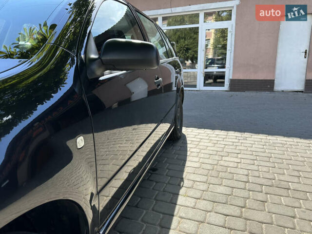 Черный Шкода Фабия, объемом двигателя 1.2 л и пробегом 170 тыс. км за 3700 $, фото 3 на Automoto.ua