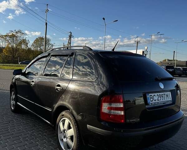 Черный Шкода Фабия, объемом двигателя 1.9 л и пробегом 314 тыс. км за 3600 $, фото 7 на Automoto.ua