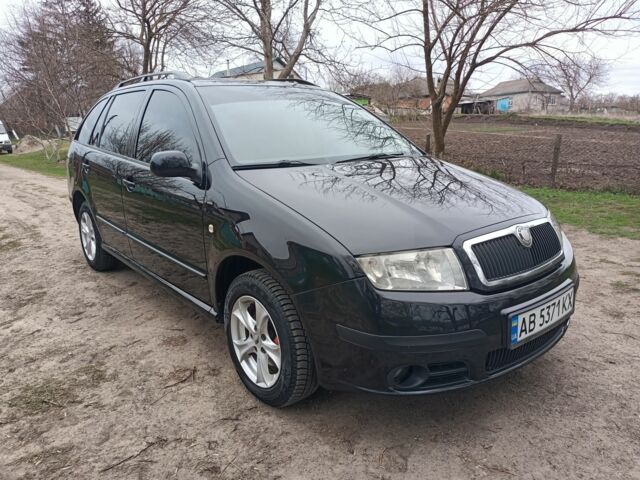 Черный Шкода Фабия, объемом двигателя 1.4 л и пробегом 232 тыс. км за 4999 $, фото 7 на Automoto.ua