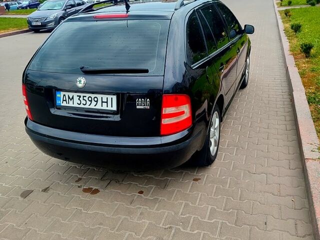 Чорний Шкода Фабія, об'ємом двигуна 1.4 л та пробігом 262 тис. км за 4300 $, фото 4 на Automoto.ua