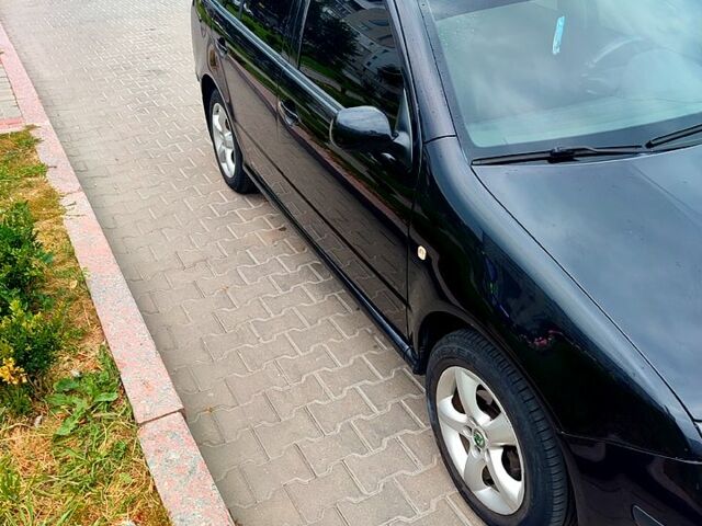 Чорний Шкода Фабія, об'ємом двигуна 1.4 л та пробігом 262 тис. км за 4300 $, фото 5 на Automoto.ua