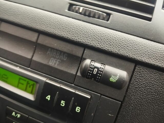 Черный Шкода Фабия, объемом двигателя 1.9 л и пробегом 299 тыс. км за 5090 $, фото 15 на Automoto.ua