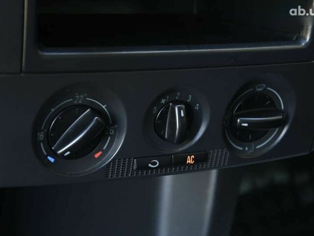 Шкода Фабия 2007 в Бердичеве на Automoto.ua Черный Шкода Фабия, объемом двигателя 1.4 л и пробегом 212 тыс. км за 4999 $, фото 24 на Automoto.ua