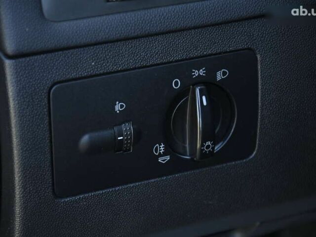 Шкода Фабия 2007 в Бердичеве на Automoto.ua Черный Шкода Фабия, объемом двигателя 1.4 л и пробегом 212 тыс. км за 4999 $, фото 18 на Automoto.ua