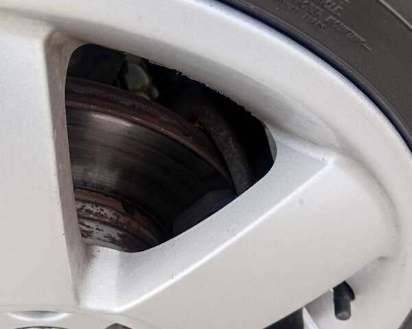 Черный Шкода Фабия, объемом двигателя 1.4 л и пробегом 200 тыс. км за 4550 $, фото 13 на Automoto.ua