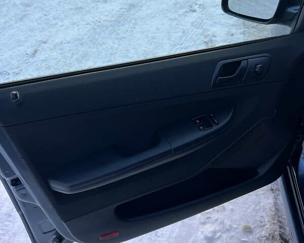 Чорний Шкода Фабія, об'ємом двигуна 1.4 л та пробігом 160 тис. км за 6450 $, фото 12 на Automoto.ua