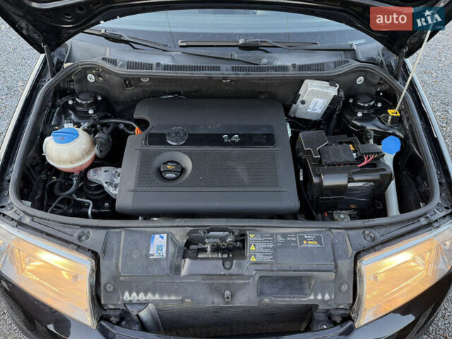 Черный Шкода Фабия, объемом двигателя 1.4 л и пробегом 200 тыс. км за 4999 $, фото 33 на Automoto.ua
