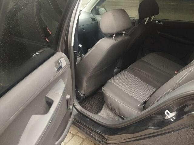 Черный Шкода Фабия, объемом двигателя 1.9 л и пробегом 299 тыс. км за 5090 $, фото 21 на Automoto.ua