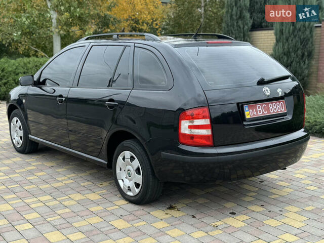 Чорний Шкода Фабія, об'ємом двигуна 1.4 л та пробігом 160 тис. км за 5777 $, фото 58 на Automoto.ua