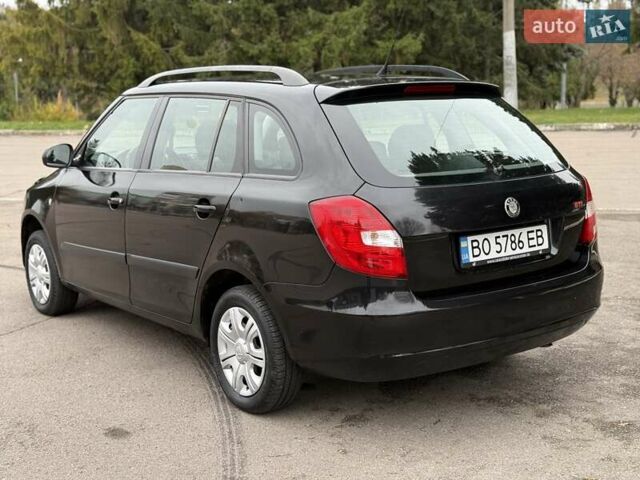 Черный Шкода Фабия, объемом двигателя 1.2 л и пробегом 225 тыс. км за 3250 $, фото 21 на Automoto.ua