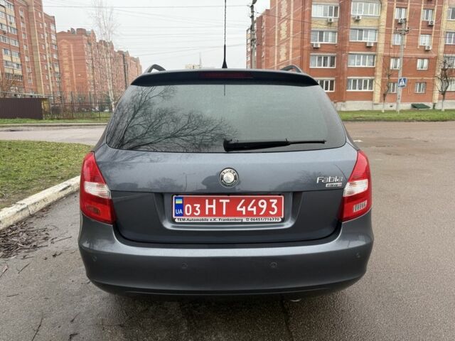 Черный Шкода Фабия, объемом двигателя 1.6 л и пробегом 195 тыс. км за 6500 $, фото 5 на Automoto.ua