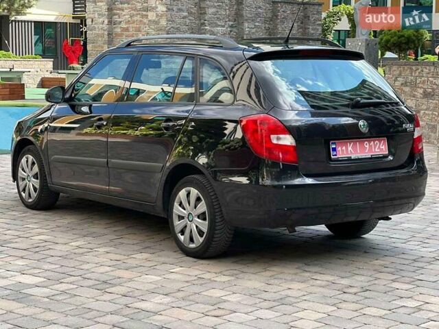 Черный Шкода Фабия, объемом двигателя 1.4 л и пробегом 183 тыс. км за 5500 $, фото 5 на Automoto.ua
