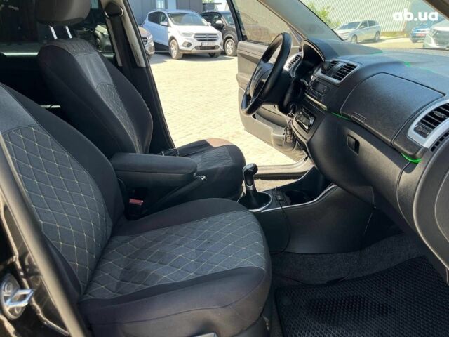Черный Шкода Фабия, объемом двигателя 1.6 л и пробегом 282 тыс. км за 4990 $, фото 29 на Automoto.ua