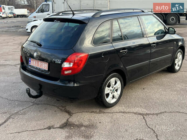 Черный Шкода Фабия, объемом двигателя 0 л и пробегом 202 тыс. км за 5200 $, фото 5 на Automoto.ua