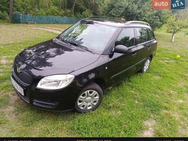 Черный Шкода Фабия, объемом двигателя 1.2 л и пробегом 225 тыс. км за 5300 $, фото 3 на Automoto.ua