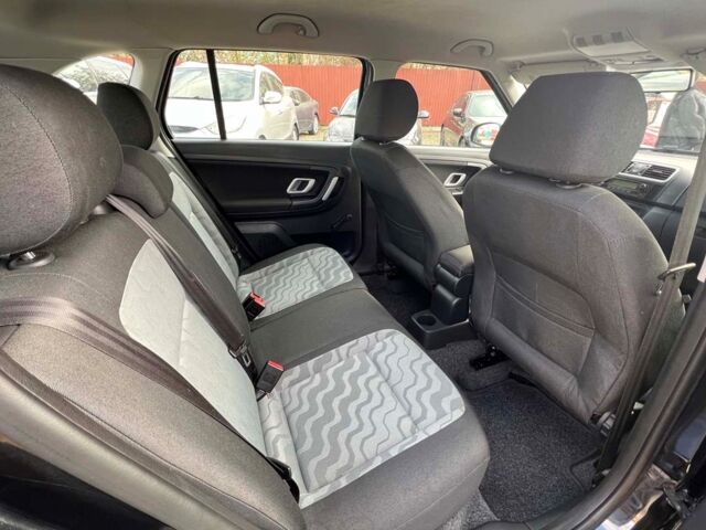 Чорний Шкода Фабія, об'ємом двигуна 1.4 л та пробігом 198 тис. км за 6300 $, фото 19 на Automoto.ua