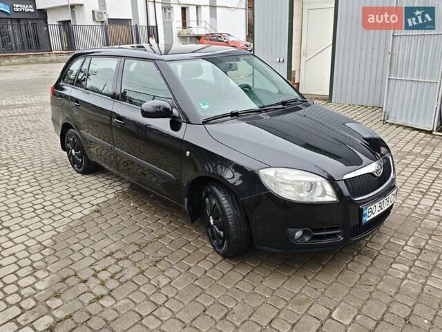 Черный Шкода Фабия, объемом двигателя 1.39 л и пробегом 242 тыс. км за 4850 $, фото 2 на Automoto.ua