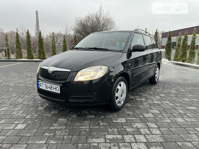 Чорний Шкода Фабія, об'ємом двигуна 1.4 л та пробігом 212 тис. км за 4699 $, фото 1 на Automoto.ua