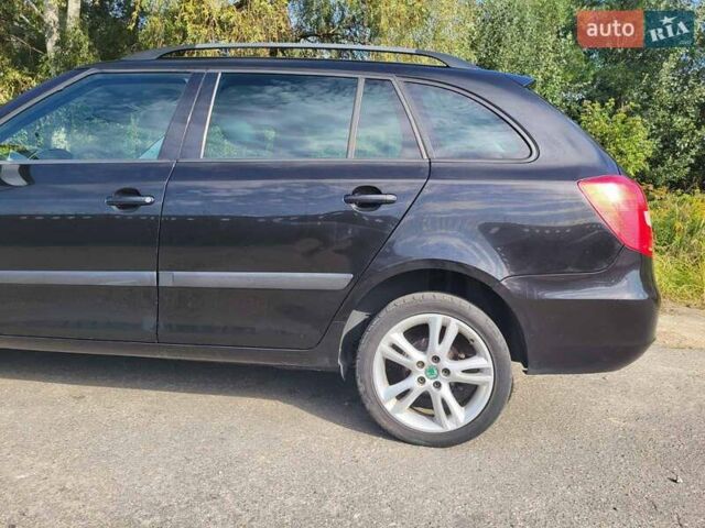 Чорний Шкода Фабія, об'ємом двигуна 1.39 л та пробігом 260 тис. км за 5000 $, фото 3 на Automoto.ua