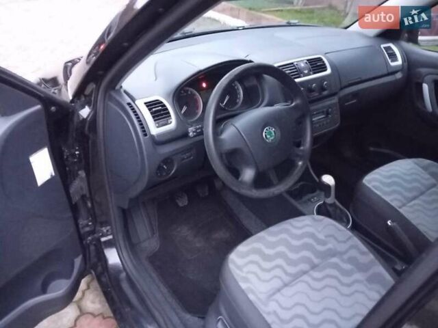 Чорний Шкода Фабія, об'ємом двигуна 1.39 л та пробігом 220 тис. км за 5300 $, фото 8 на Automoto.ua